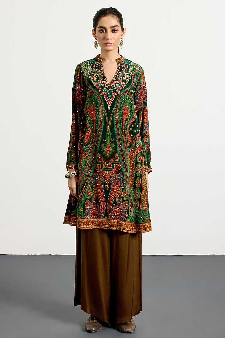 Emerald Green & Burgundy Rayon Crepe Kurta by Ri Ritu Kumar at Pernia's Pop Up Shop