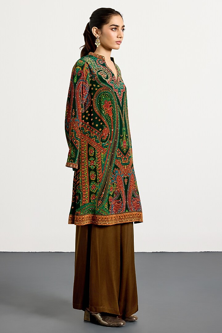 Emerald Green & Burgundy Rayon Crepe Kurta by Ri Ritu Kumar at Pernia's Pop Up Shop