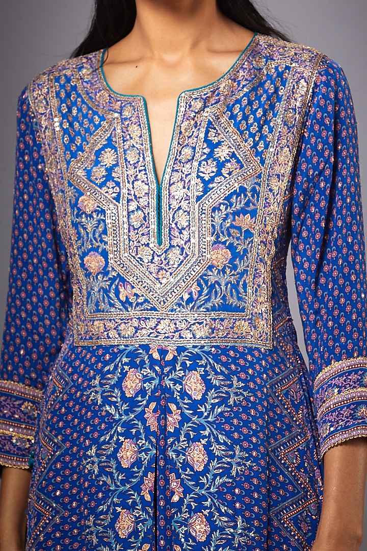 Blue Embroidered Kurta Set by Ri Ritu kumar at Pernia's Pop Up Shop