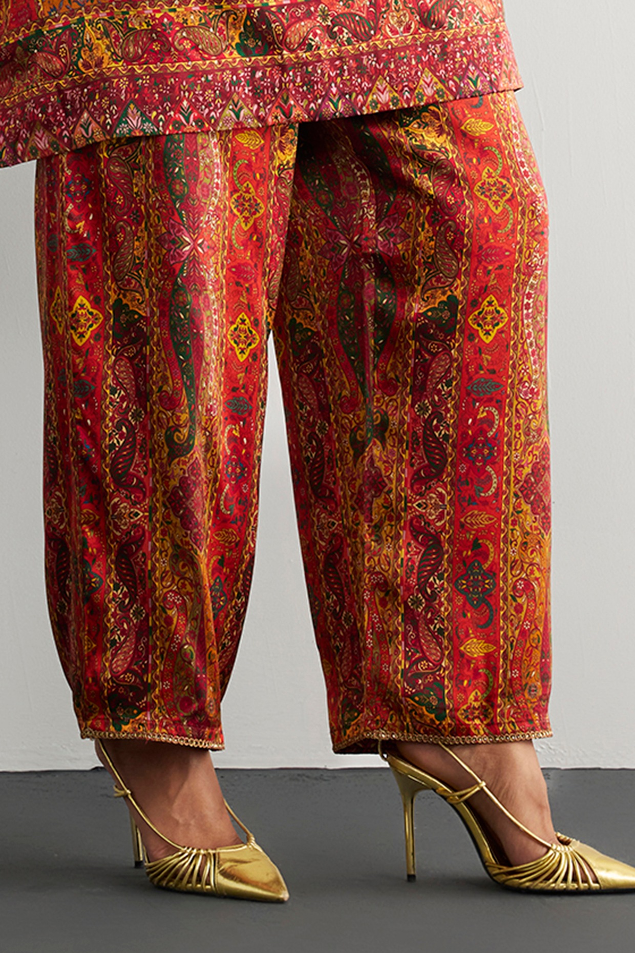 Red & Multi-Colored Silk Satin Kurta Set by Ri Ritu Kumar at