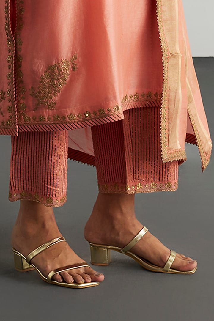 Peach Silk Chanderi Kurta Set by Ri Ritu Kumar at Pernia's Pop Up Shop