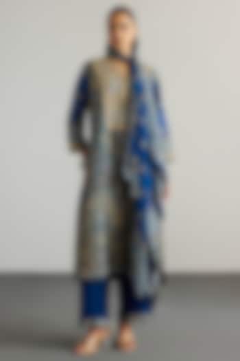 Blue & Beige Murshidabad Silk Brocade Jamawar Kurta Set by Ri Ritu Kumar at Pernia's Pop Up Shop