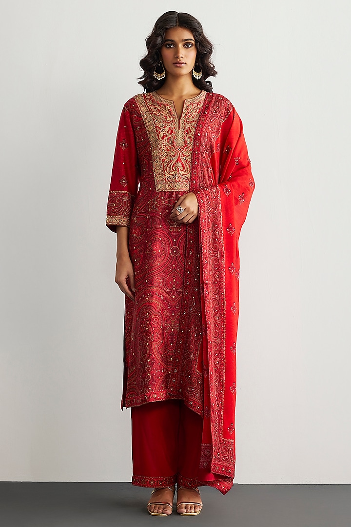 Red & Beige Murshidabad Silk Brocade Jamawar Kurta Set by Ri Ritu Kumar at Pernia's Pop Up Shop