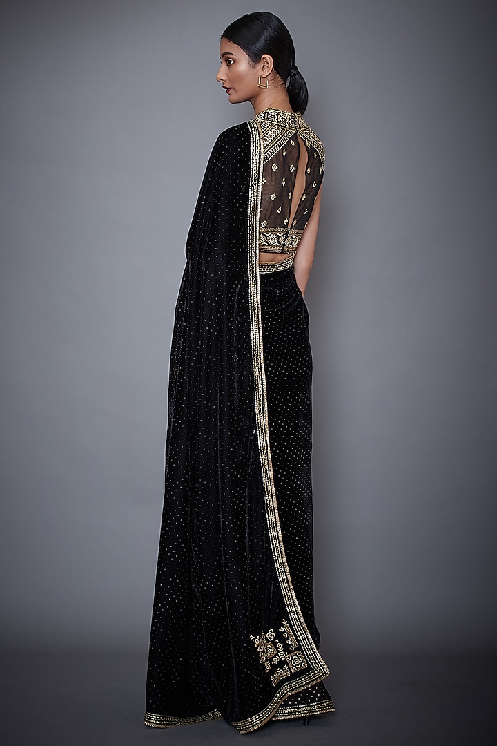Black Embroidered Velvet Wedding Saree Set by Ri Ritu Kumar at Pernia's Pop Up Shop