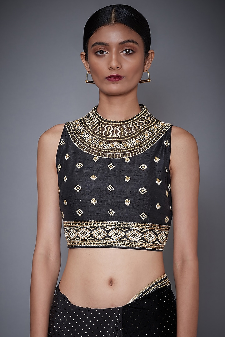 Black Embroidered Velvet Wedding Saree Set by Ri Ritu Kumar at Pernia's Pop Up Shop