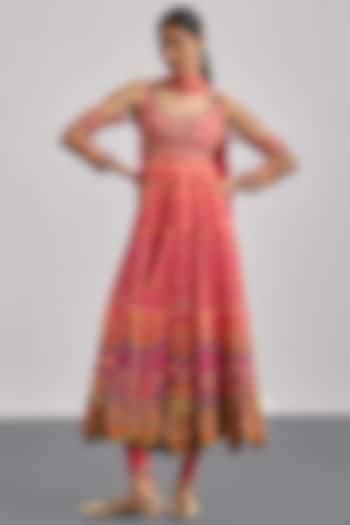 Fuchsia Silk Chanderi Printed Kurta Set by Ri Ritu Kumar at Pernia's Pop Up Shop