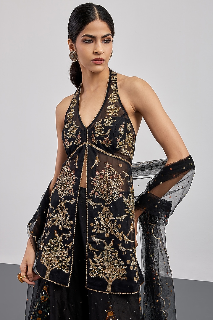 Black Silk Chanderi Gharara Set by Ri Ritu Kumar at Pernia's Pop Up Shop
