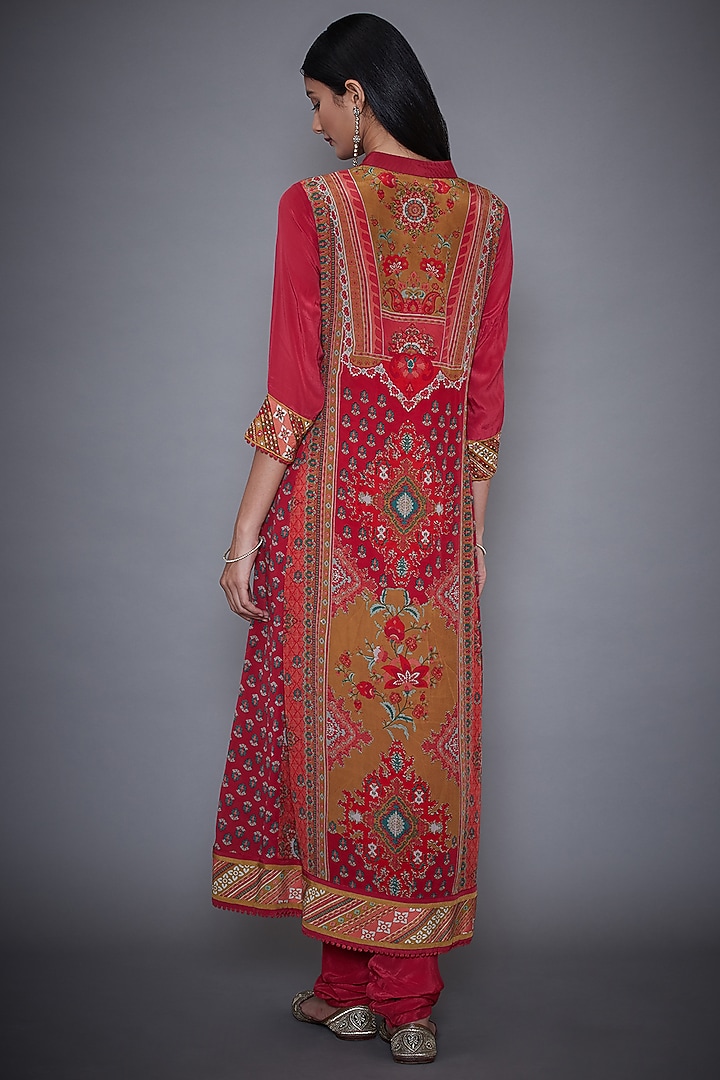 Red & Olive Green Embroidered Kurta Set by Ri Ritu Kumar at Pernia's Pop Up Shop