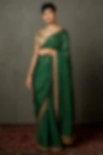 Emerald Viscose Chinon Machine & Hand Embroidered Wedding Saree Set by Ri Ritu Kumar at Pernia's Pop Up Shop