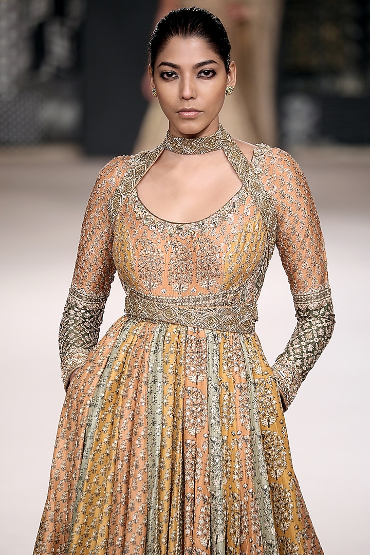 Old Rose & Khaki Silk Kurta by Ri Ritu Kumar at Pernia's Pop Up Shop