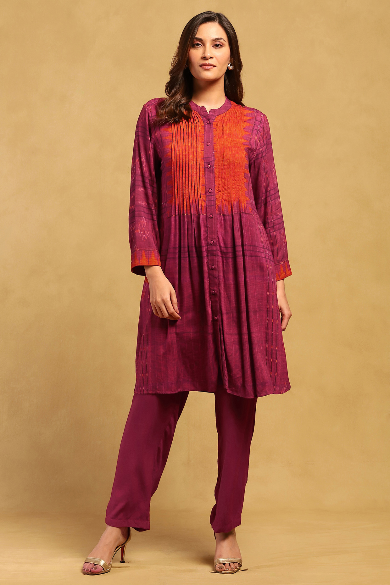 Red Rayon Slub Digital Printed Kurta Set by Ritu Kumar at Pernia's Pop Up Shop