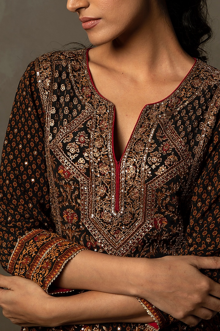 Black & Rust Viscose Kurta Set by Ri Ritu Kumar at Pernia's Pop Up Shop