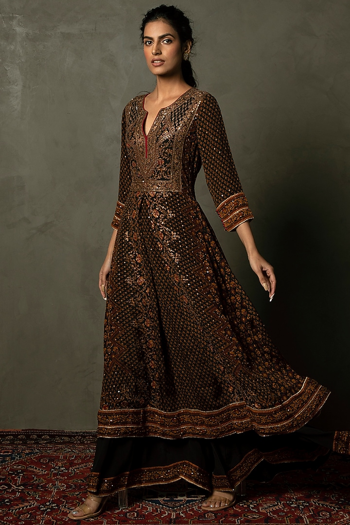 Black & Rust Viscose Kurta Set by Ri Ritu Kumar at Pernia's Pop Up Shop