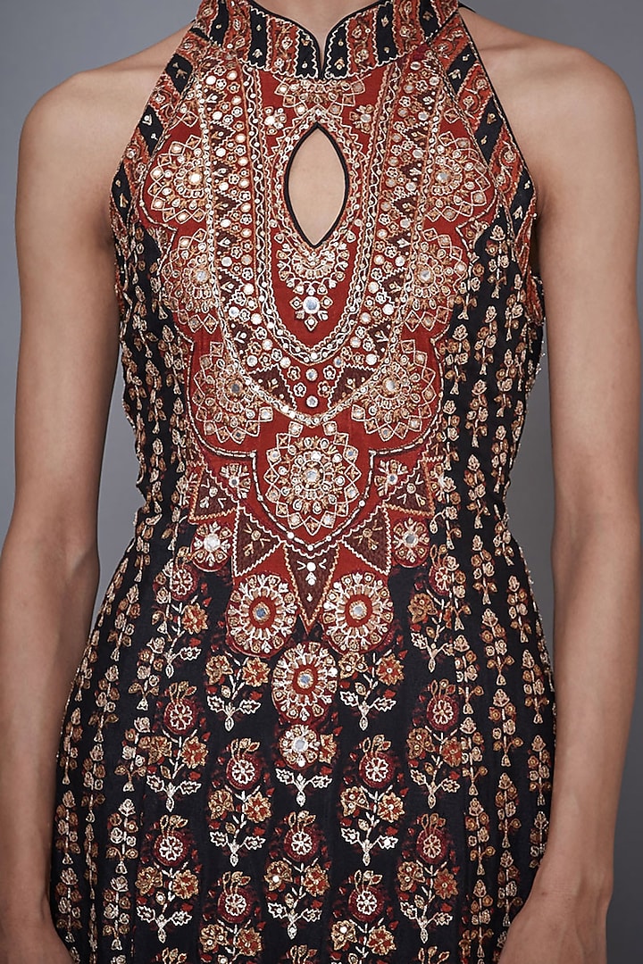 Black & Rust Embroidered Kurta Set by Ri Ritu Kumar at Pernia's Pop Up Shop