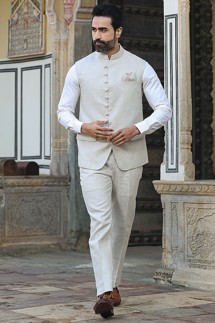 Beige Pure Linen Bundi Jacket Set by Raw & Rustic by Niti Bothra Men at Pernia's Pop Up Shop