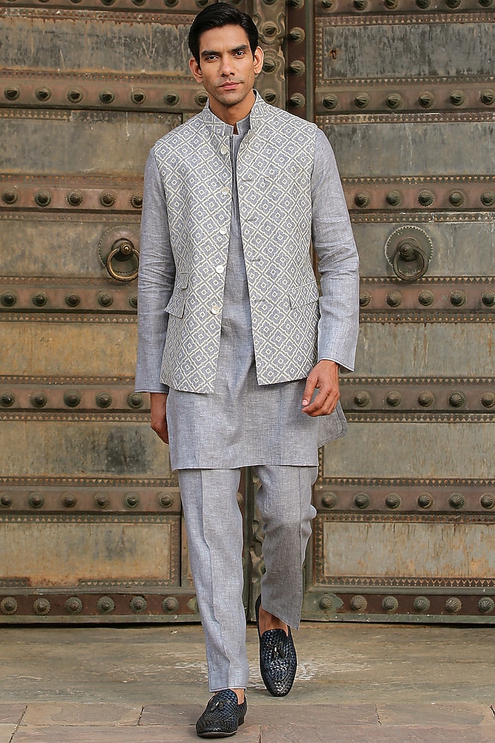 Grey & Cream Pure Linen Bundi Set by Raw & Rustic by Niti Bothra Men at Pernia's Pop Up Shop