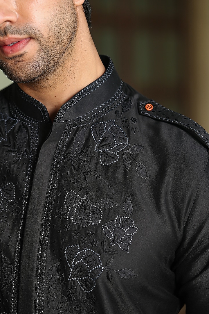 Black Banarasi Chanderi Silk Embroidered Handwoven Kurta by Raw & Rustic by Niti Bothra Men at Pernia's Pop Up Shop