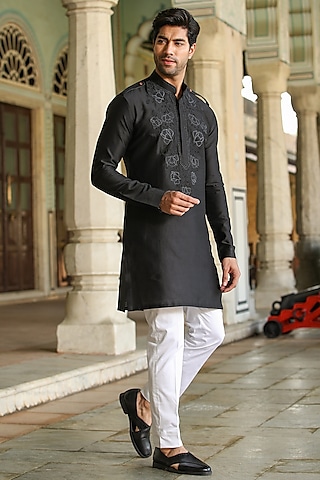 Banarasi Kurta Buy Banarasi Kurta for Men Online from Indian Designers 2024