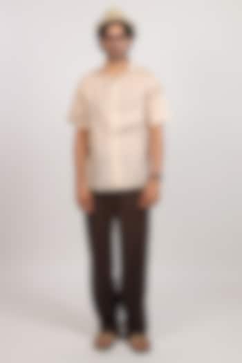 Beige Linen Tencel Bandhani Summer Shirt by Raw & Rustic by Niti Bothra Men at Pernia's Pop Up Shop