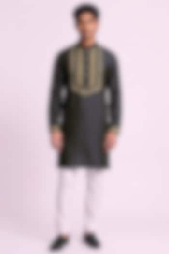 Black Banarasi Silk Chanderi Handcrafted Kurta by Raw & Rustic by Niti Bothra Men at Pernia's Pop Up Shop