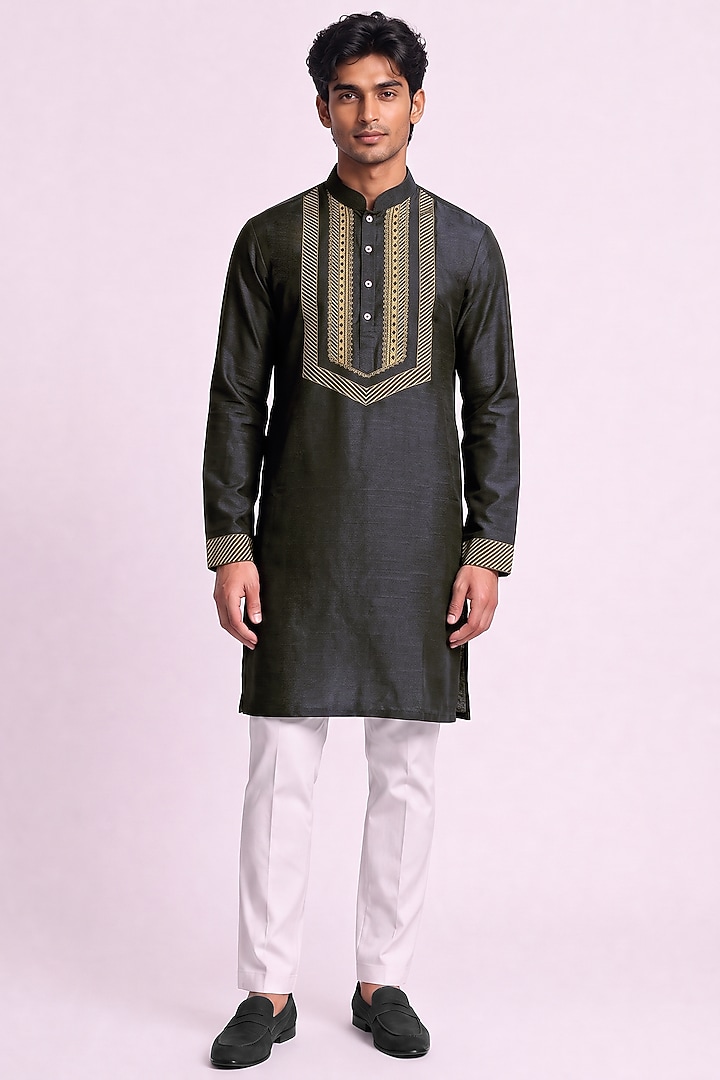 Black Banarasi Silk Chanderi Handcrafted Kurta by Raw & Rustic by Niti Bothra Men at Pernia's Pop Up Shop