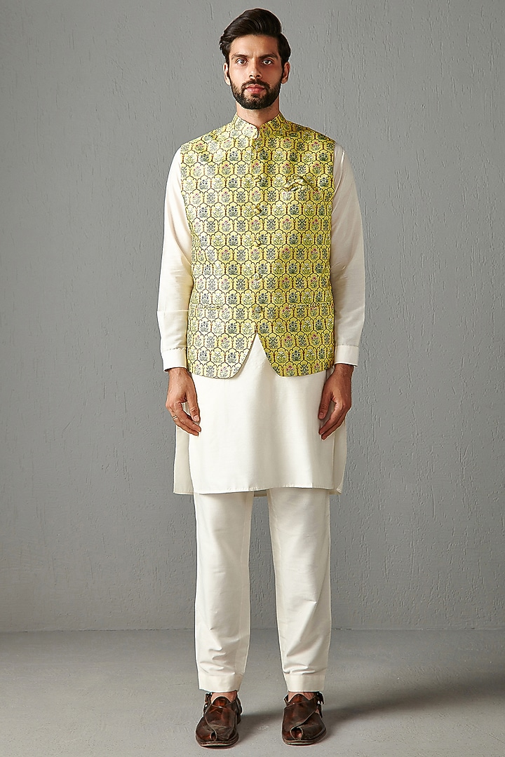 Yellow Silk Bundi Jacket by Rabani & Rakha Men at Pernia's Pop Up Shop