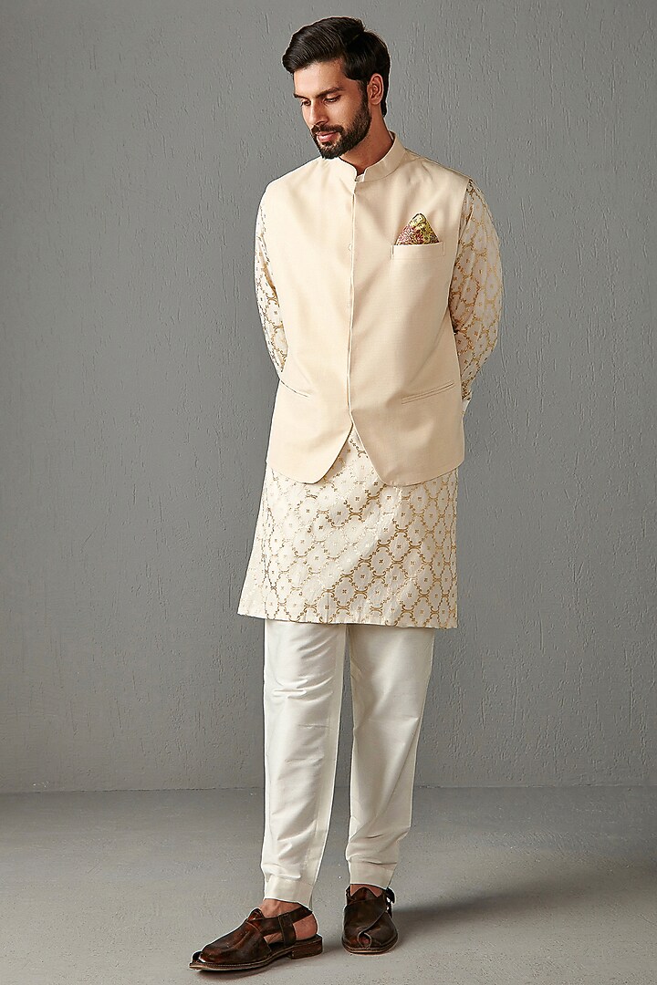 Ivory Foil Georgette Bundi Jacket by Rabani & Rakha Men at Pernia's Pop Up Shop