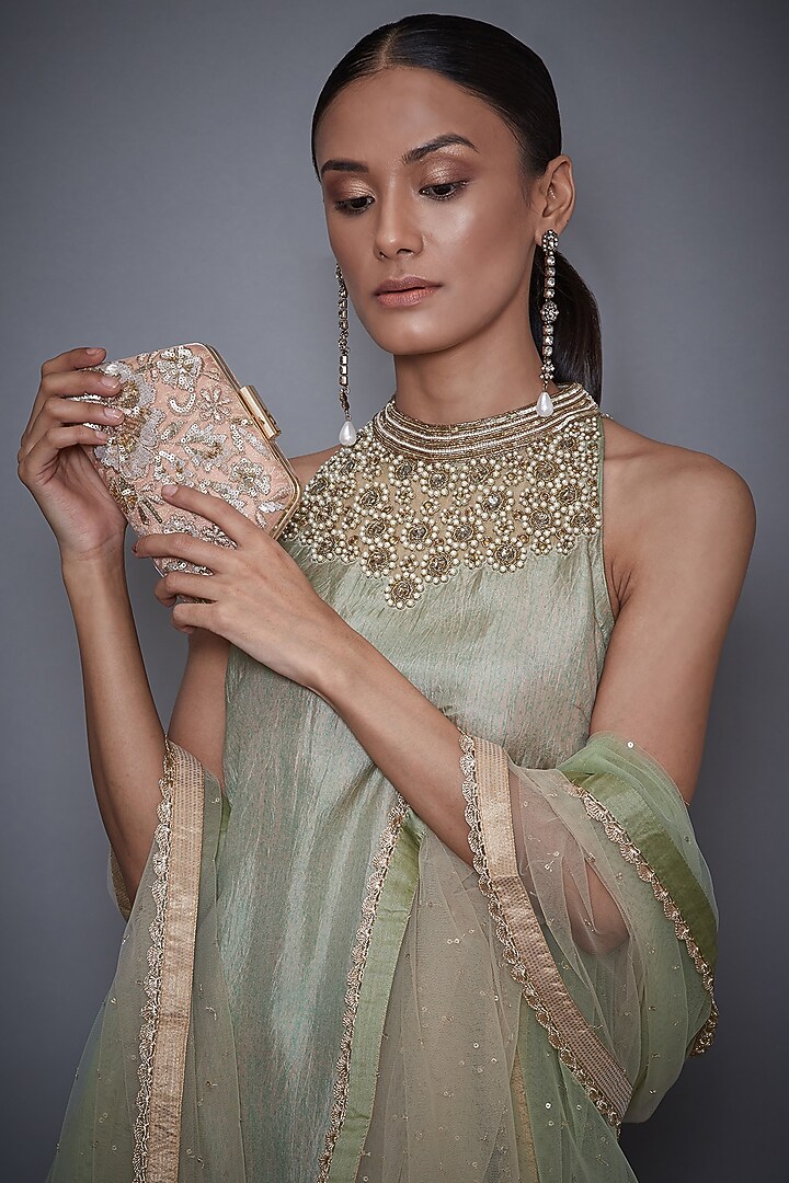 Peach Kunjara Embroidered Clutch by Ri Ritu Kumar at Pernia's Pop Up Shop