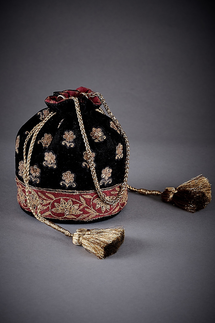 Black & Burgundy Embroidered Potli by Ri Ritu Kumar at Pernia's Pop Up Shop