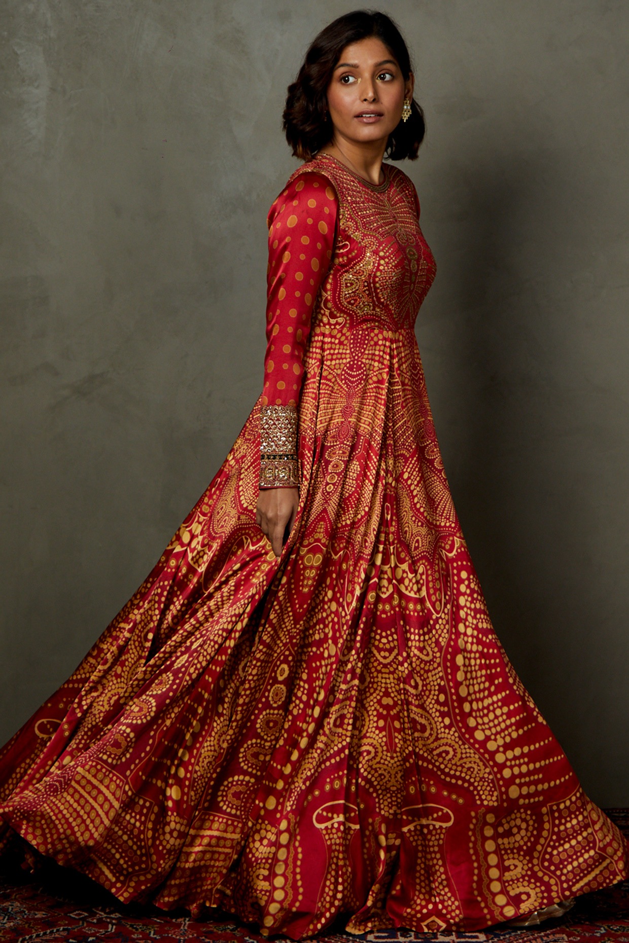 Buy Label Ritu Kumar Floral Print Velvet A Line Midi Dress - Ethnic Dresses  for Women 25945522 | Myntra