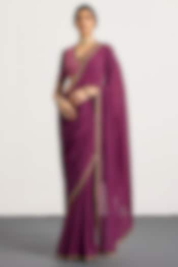 Prune Silk Geometric Printed & Mukaish Embroidered Reception Saree Set by Ri Ritu Kumar at Pernia's Pop Up Shop