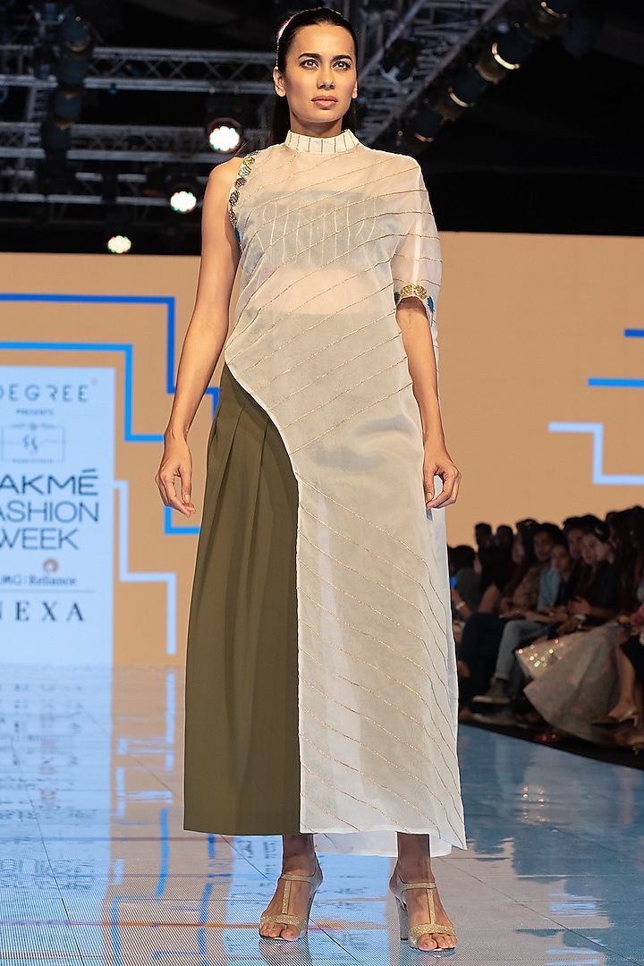 White Embroidered Cape Tunic With Pants by Rajni Suyach