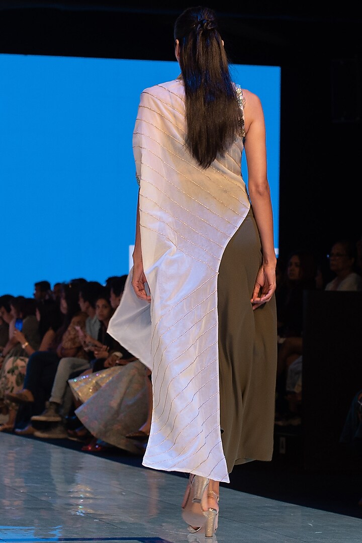 White Embroidered Cape Tunic With Pants by Rajni Suyach at Pernia's Pop Up Shop