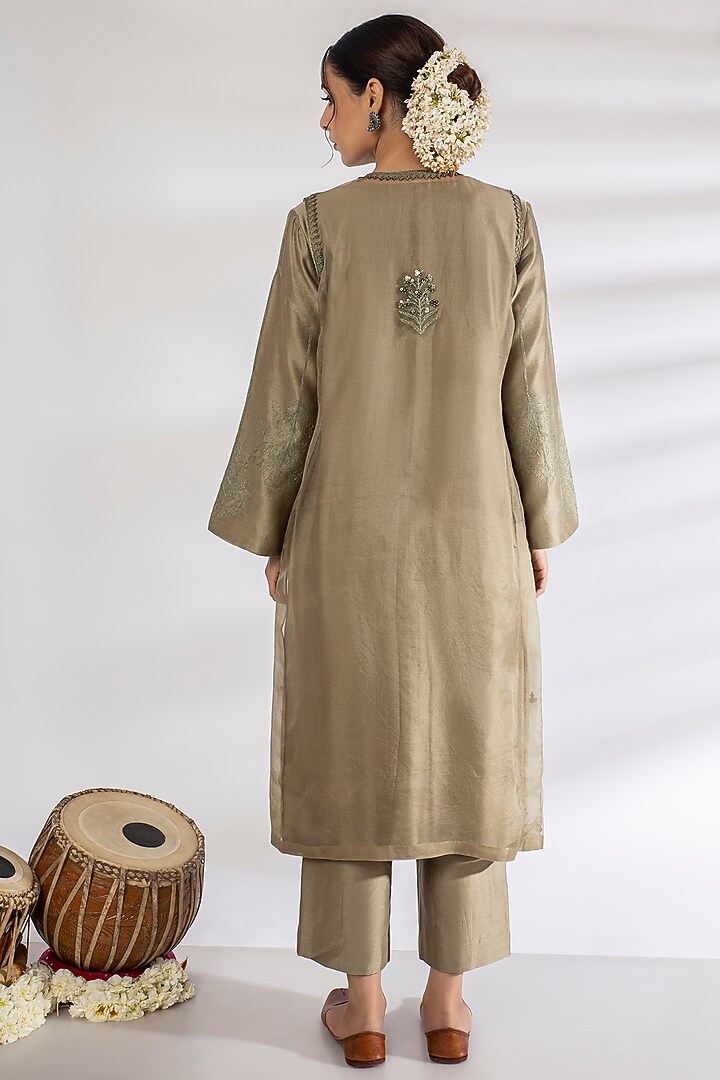Olive Green Embroidered Kurta Set With Jacket by Rashi Jain at Pernia's Pop Up Shop