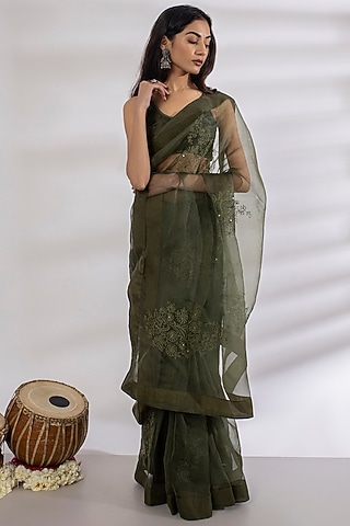 Green Hand Embroidered Saree Set by Rashi Jain