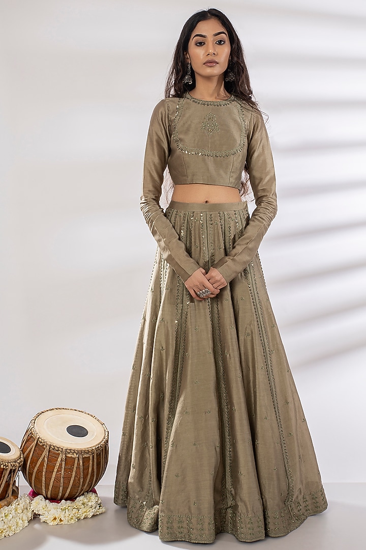 Olive Green Hand & Machine Embroidered Wedding Lehenga Set by Rashi Jain at Pernia's Pop Up Shop