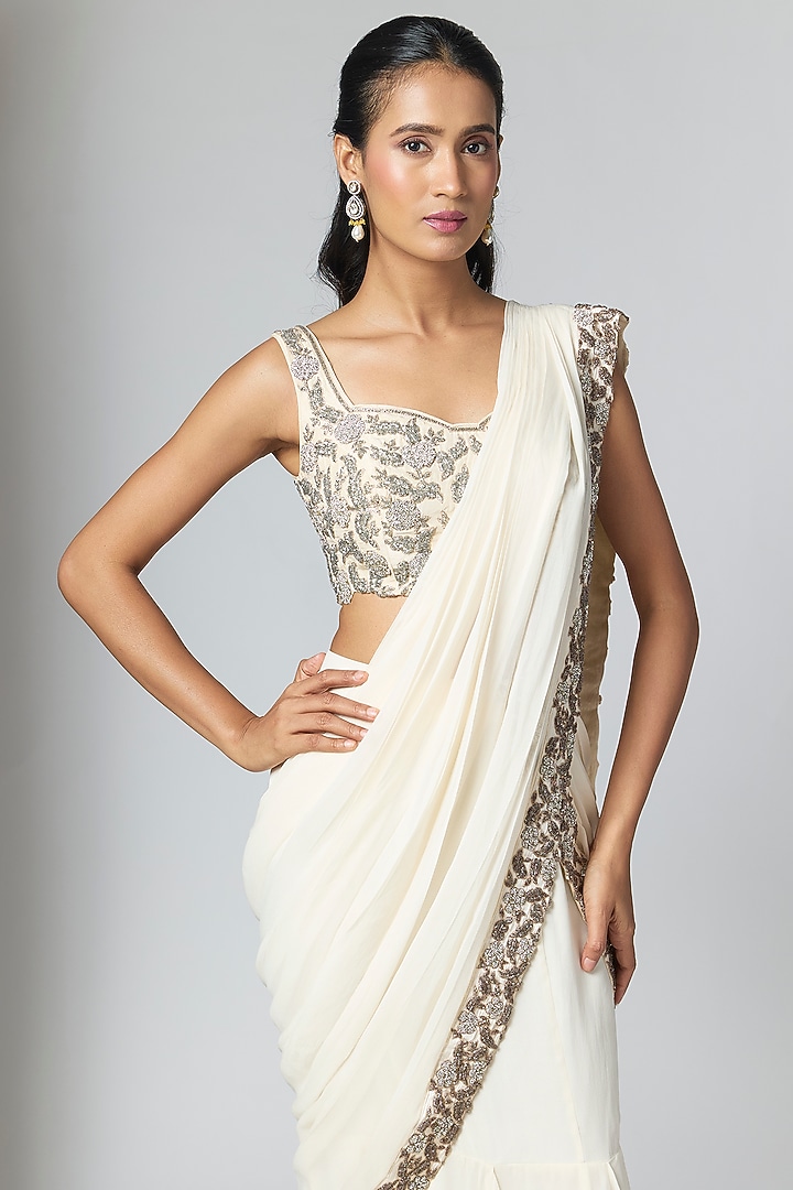Ivory Georgette Embellished Skirt Reception Saree Set by Rashi Kapoor at Pernia's Pop Up Shop
