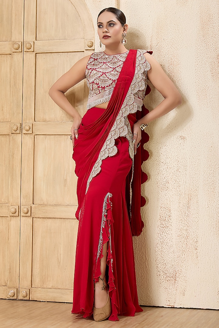 Red Georgette Embroidered Draped Reception Saree Set by Rashi Kapoor at Pernia's Pop Up Shop