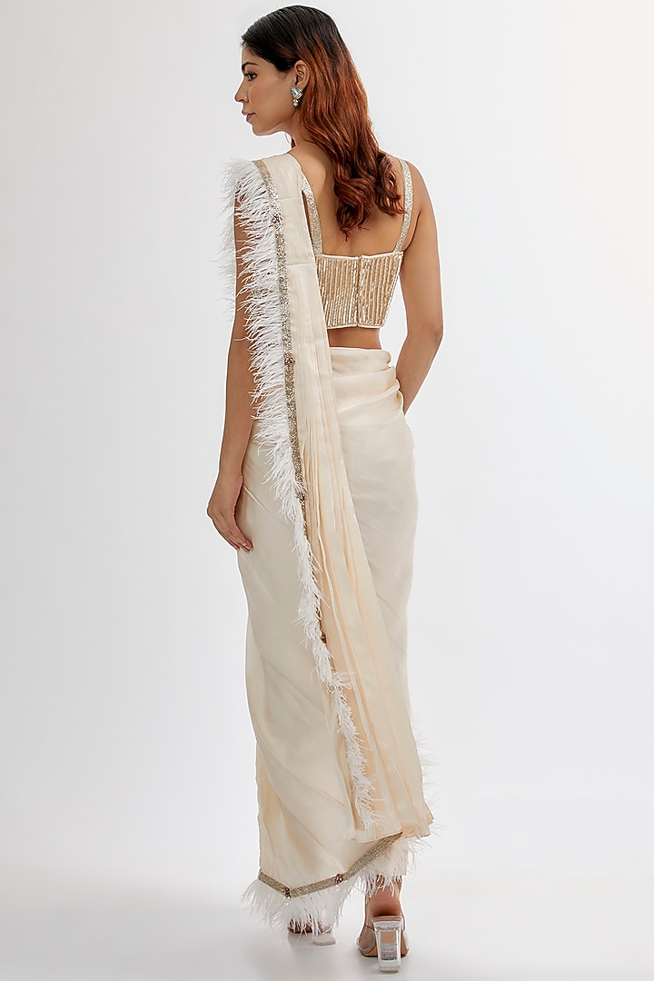 Ivory Upada & Silk Satin Reception Saree Set by Rashi Kapoor at Pernia's Pop Up Shop