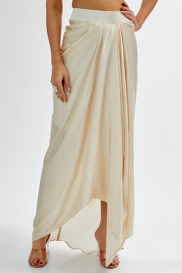 Ivory Upada & Silk Satin Cape Set by Rashi Kapoor at Pernia's Pop Up Shop