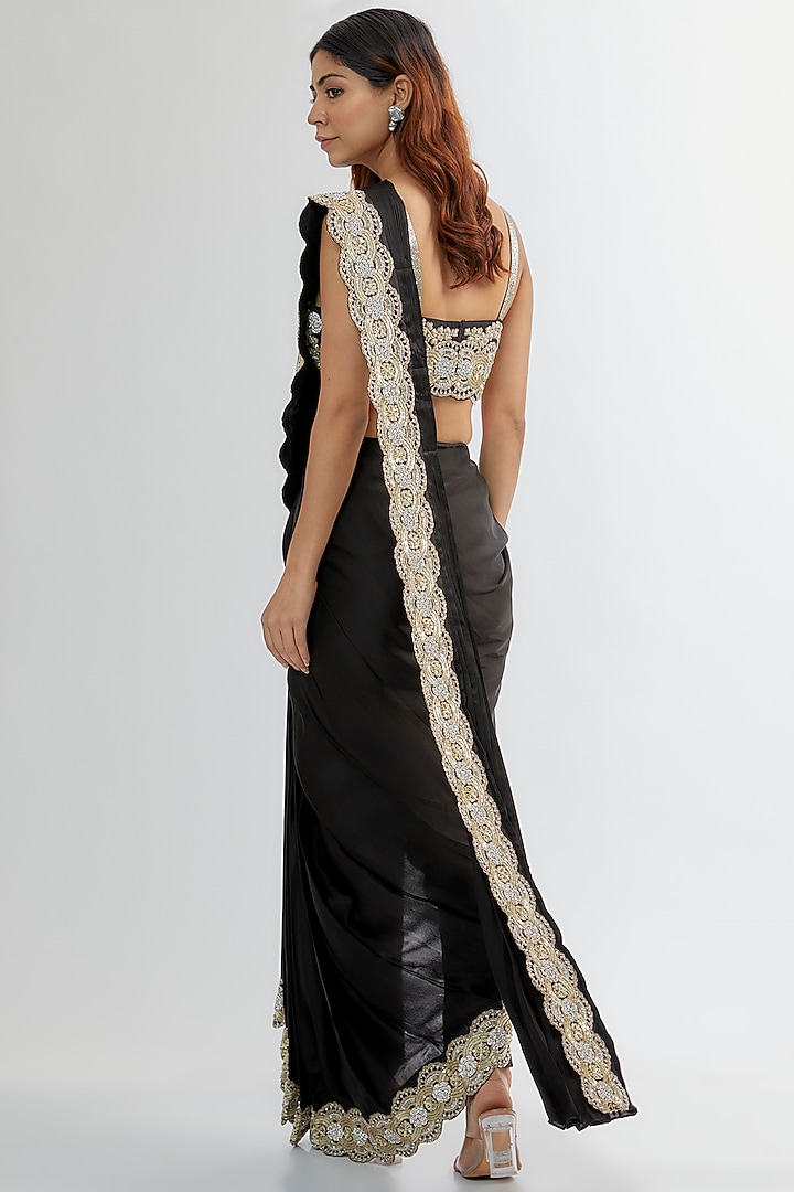 Black Upada & Silk Satin Reception Saree Set by Rashi Kapoor at Pernia's Pop Up Shop