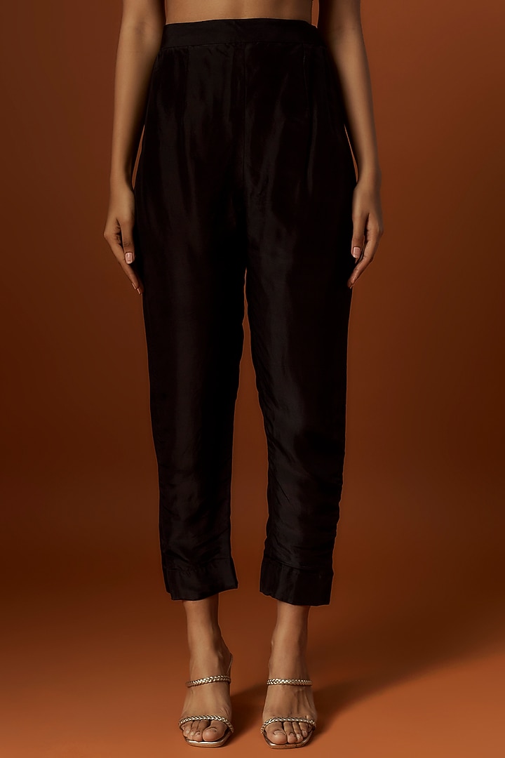 Black Satin & Silk Pant Reception Saree Set by Rashi Kapoor at Pernia's Pop Up Shop