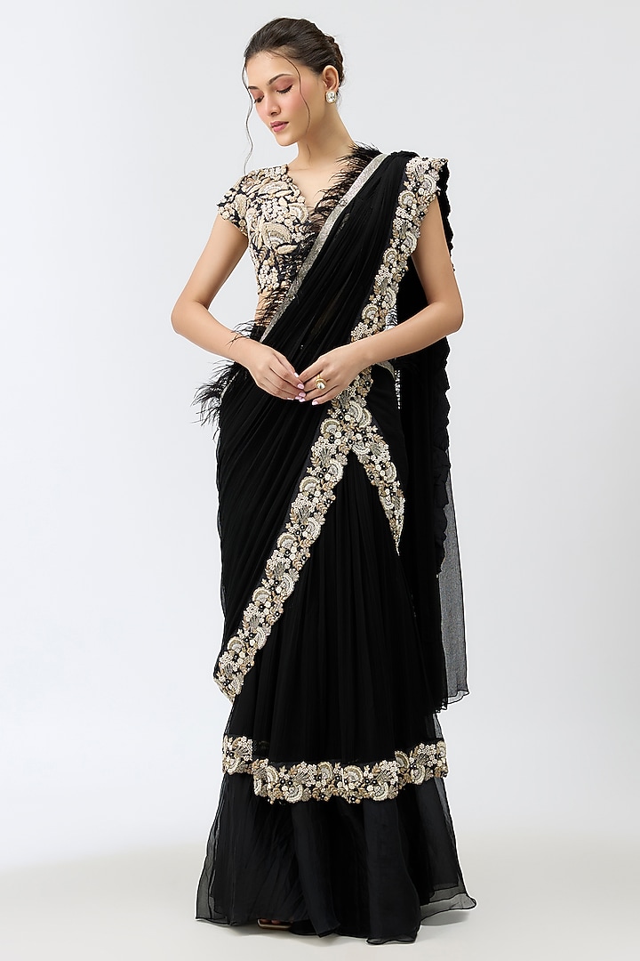 Black Chiffon & Organza Skirt Reception Saree Set by Rashi Kapoor at Pernia's Pop Up Shop