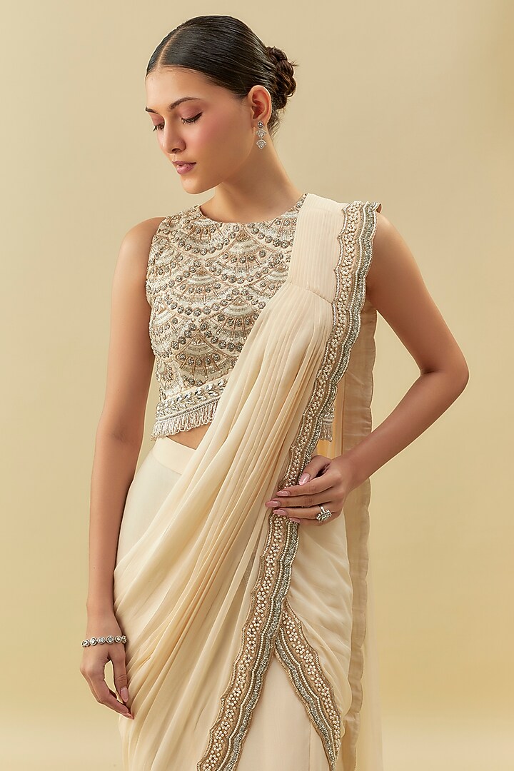 Ivory Georgette Ruffled Skirt Reception Saree Set by Rashi Kapoor at Pernia's Pop Up Shop