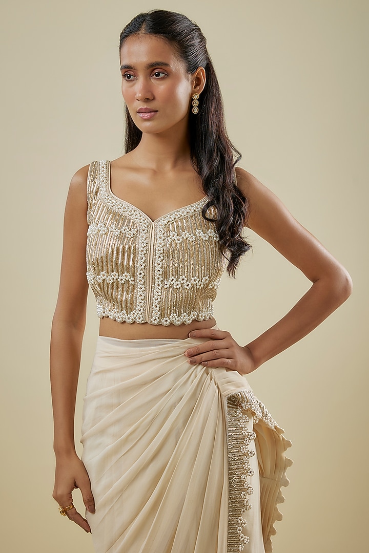 Ivory Georgette Hand Embroidered Skirt Bridal Saree Set by Rashi Kapoor at Pernia's Pop Up Shop