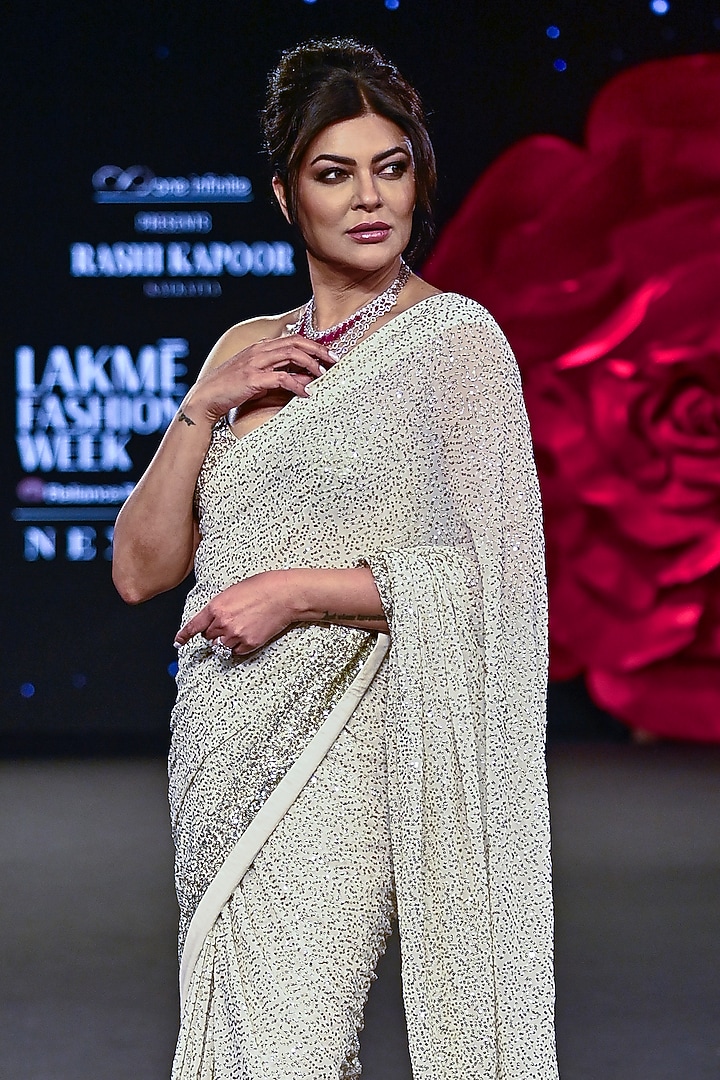Ivory Georgette & Dupion Silk Sequins Reception Saree Set by Rashi Kapoor at Pernia's Pop Up Shop