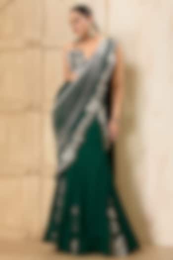 Bottle Green Georgette Embroidered Draped Reception Saree Set by Rashi Kapoor at Pernia's Pop Up Shop