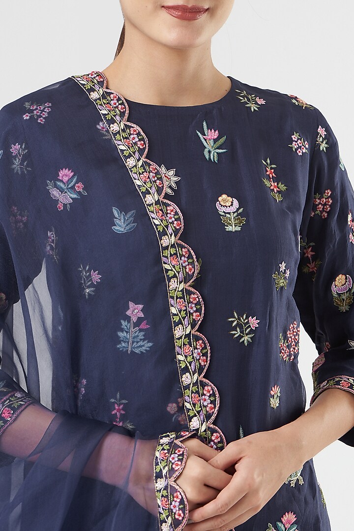 Navy Blue Silk Embroidered Gharara Set by Rahul Mishra at Pernia's Pop Up Shop