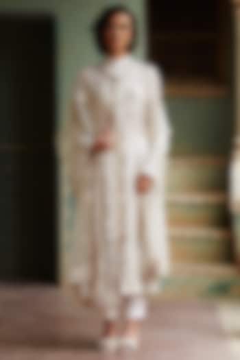 Ivory & Gold Silk Organza Hand Embroidered Kurta Set by Rahul Mishra at Pernia's Pop Up Shop