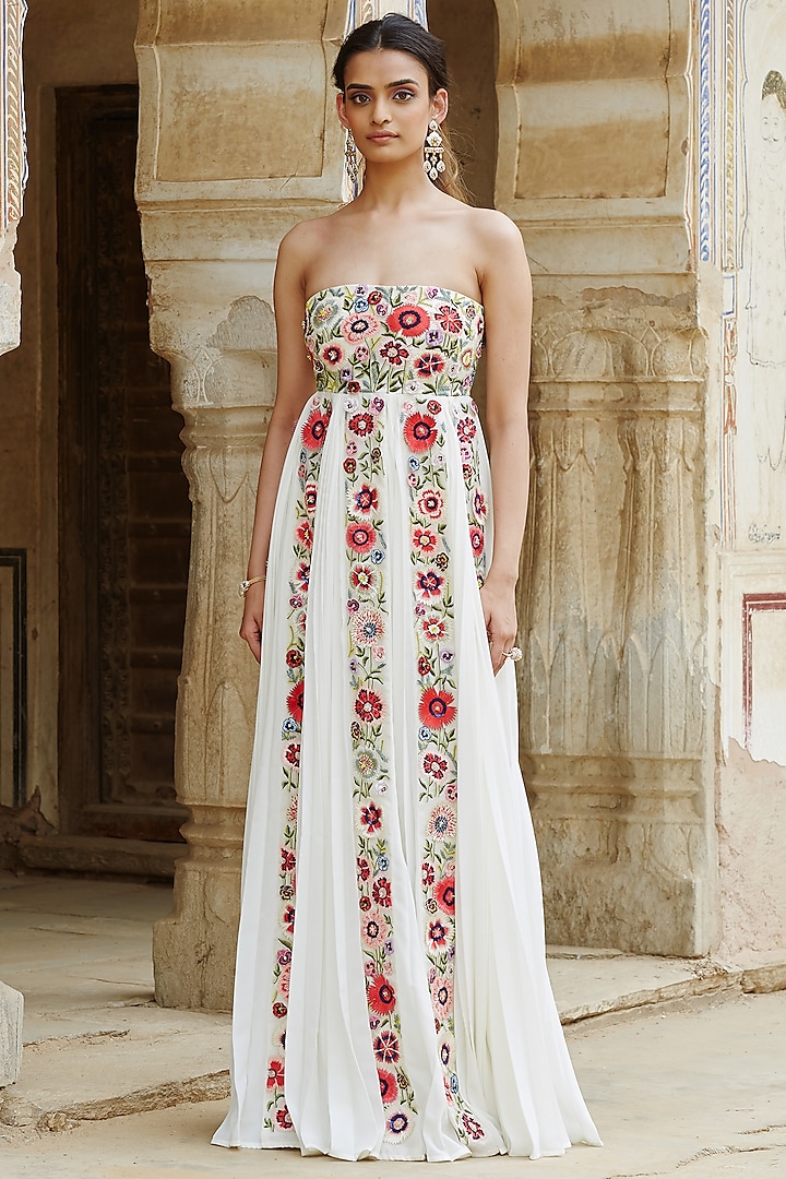 Ivory 3D Hand Embroidered Pleated Party Wear Dress by Rahul Mishra at Pernia's Pop Up Shop